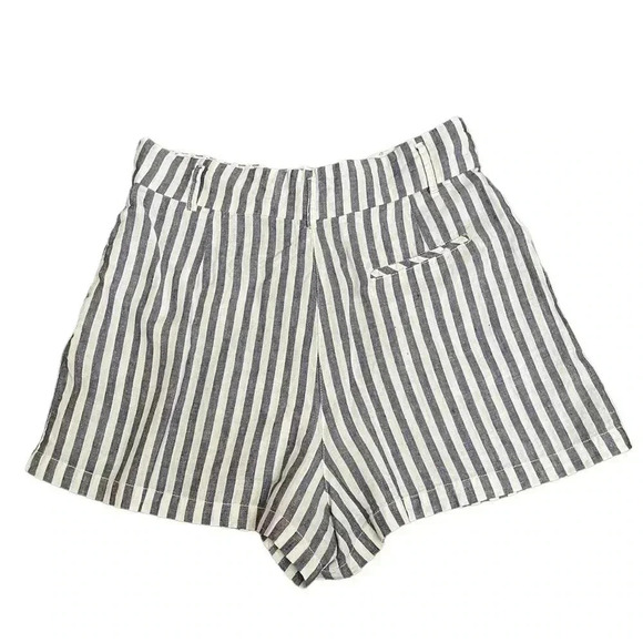 Cynthia Rowley High Waisted 100% Linen Shorts White Blue Pleated Striped Size 12 - Picture 2 of 12